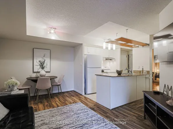 313 Richmond St E, Toronto, ON