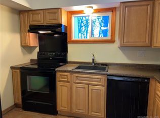 319 Dunfey Ln #319, Windsor, CT 06095