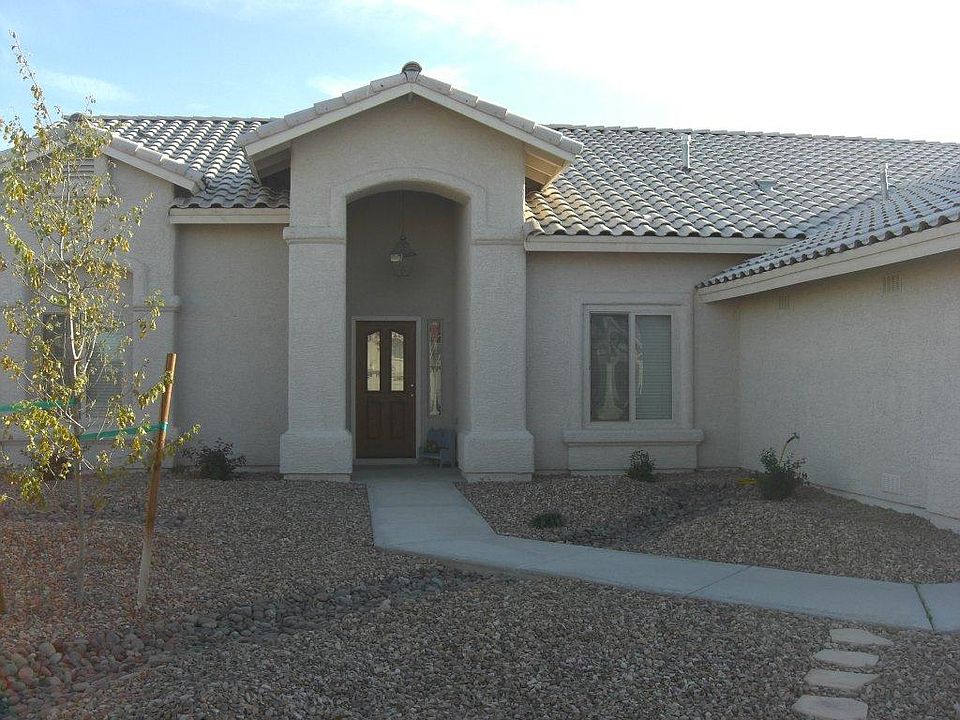 1st image of 10711 E 38th Pl