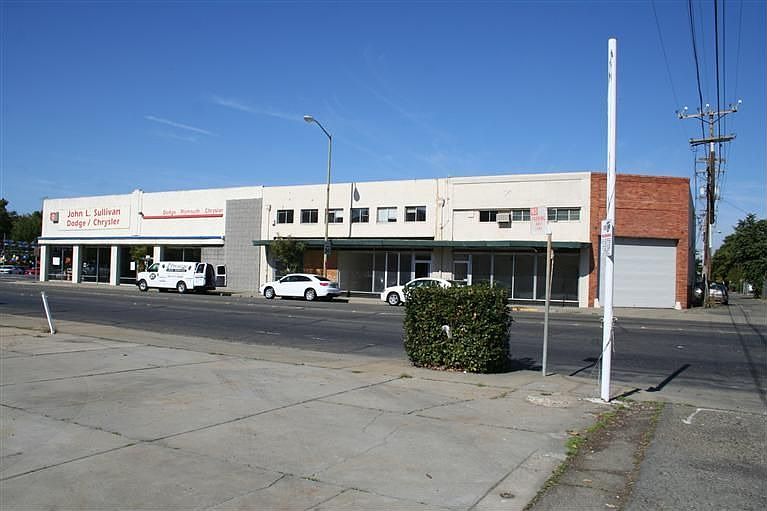 1st image of 517 5th St
