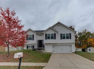 304 Winding Way Ct, Wentzville, MO 63385