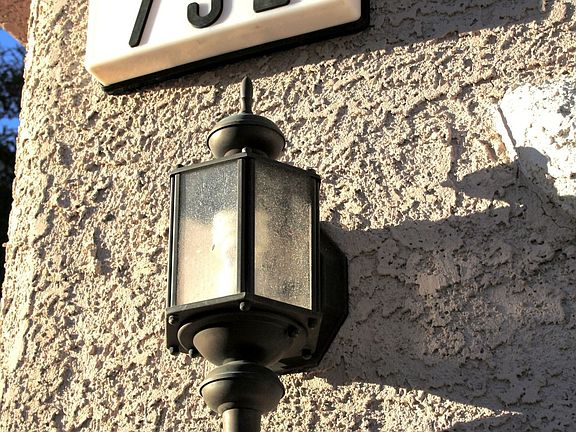Address Sign & Light