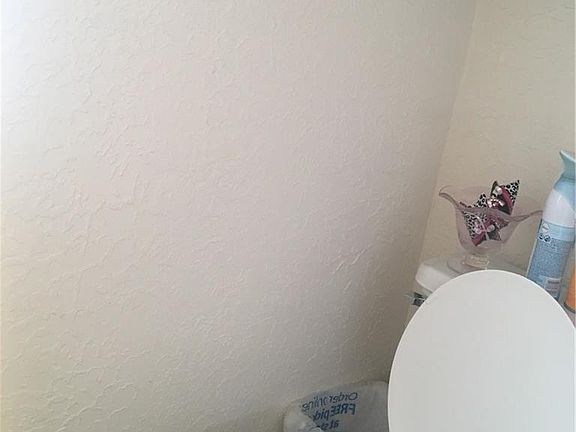5th image of 601 N Fleming St