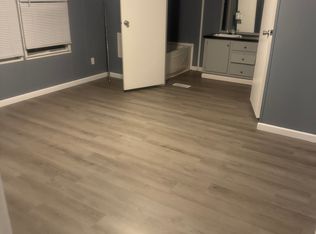 207 Porpoise Cir, Fayetteville, NC 28306