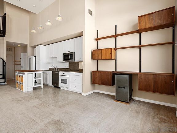 5th image of 3957 30th St Unit 512