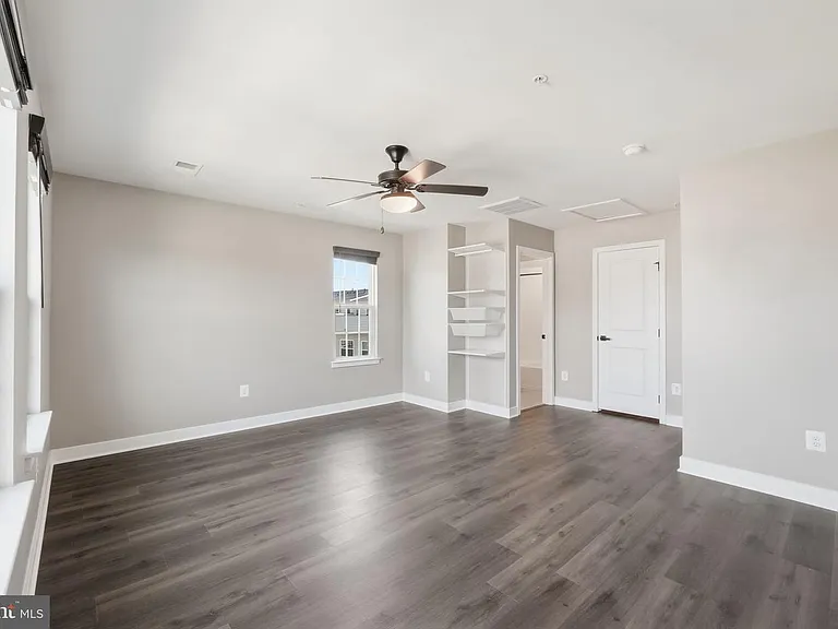 8110 Miner St — Photo 12