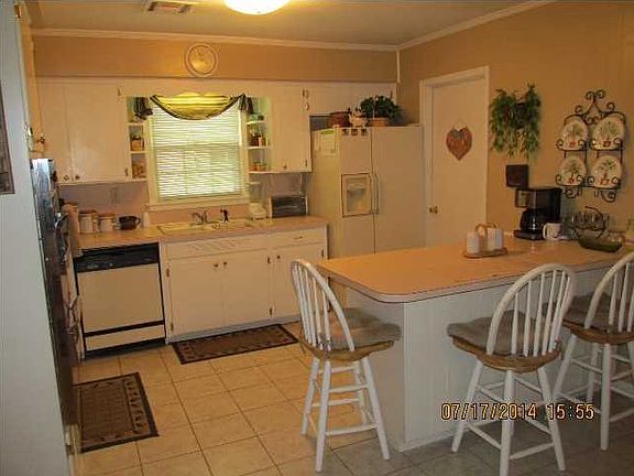 4th image of 71 Baggett Dr