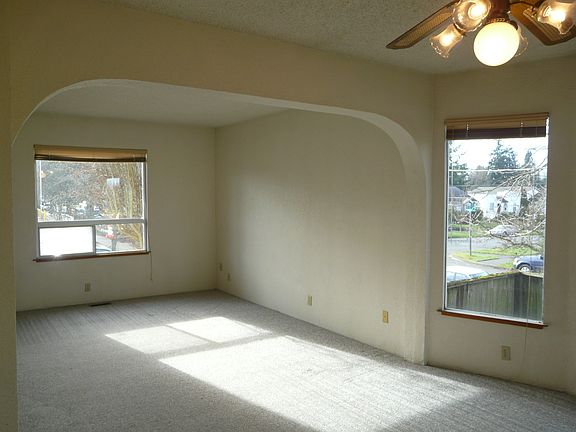 5th image of 3921 N 25th St