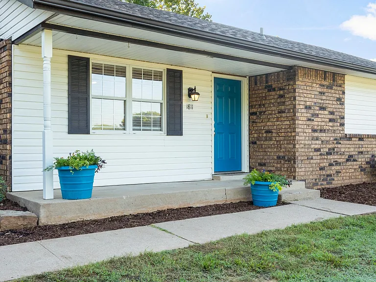 1811 S 148th West Ave — Photo 4