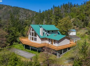 33721 Oak Flat Rd, Agness, OR 97406