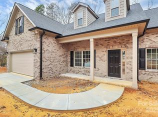5230 Club View Dr, Concord, NC 28025