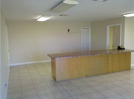 4th image of 1268 Destrehan Ave