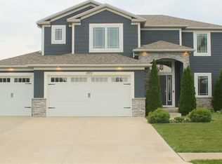 1205 Hillmann Ln, Warrensburg, MO 64093