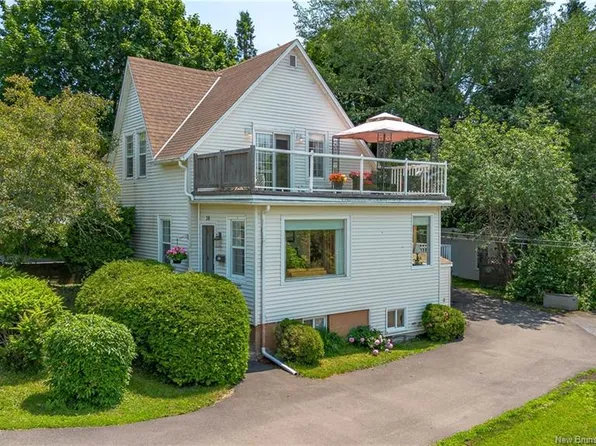 38 Fox Farm Rd, Rothesay, NB E2H 1J1