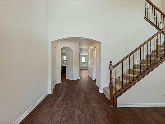 2nd image of 3305 Founders Way