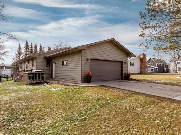 705 Front St W, Walker, MN 56484