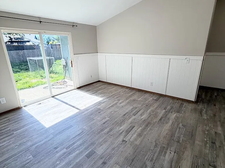 5188 Perry St NE — Photo 10