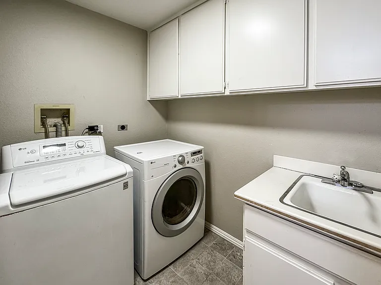 24881 Seagate Dr — Photo 21