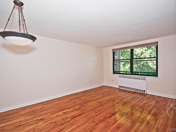 5th image of 67 Rockledge Road #1B