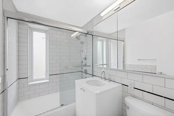 Rented by Stonehenge NYC LLC | media 16