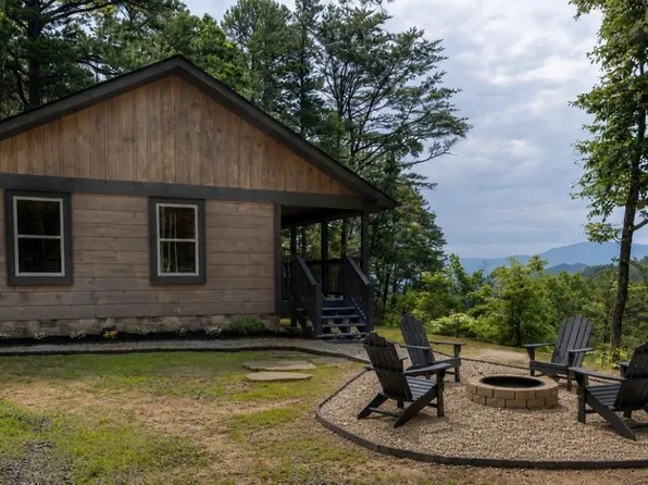 1936 Seagle Hollow Rd, Sevierville, TN 37876