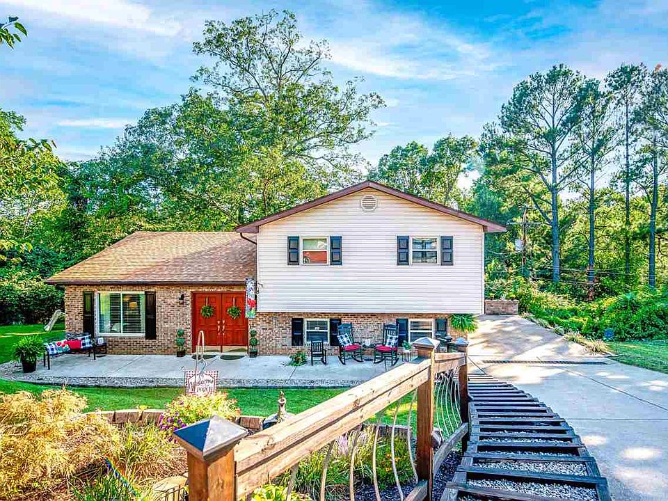 1st image of 1116 Oakridge Ct