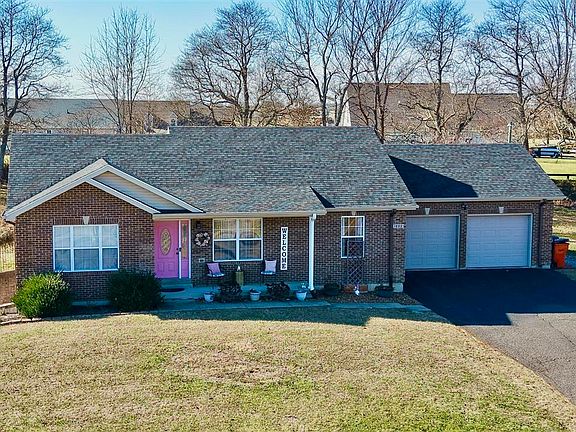 3rd image of 1895 Thomas Rd