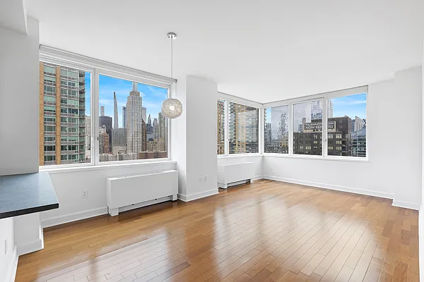 Rented by Nest Seekers International | media 15