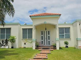 1-110R Maleza Alta Aly, Aguadilla, PR 00603