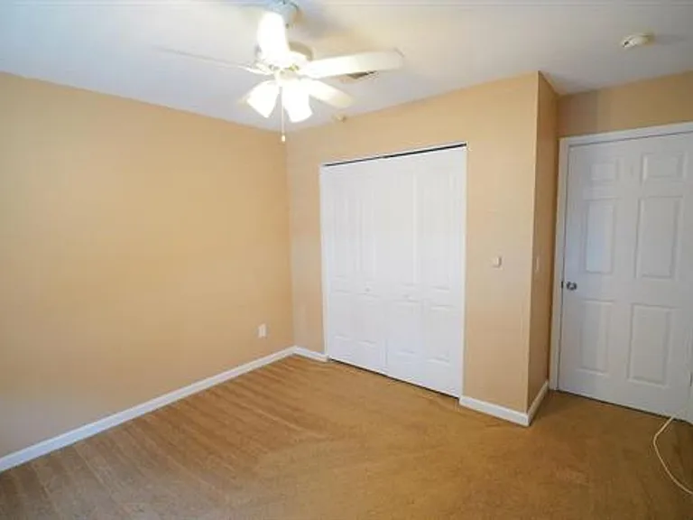 2186 Timberwood Cir N — Photo 10