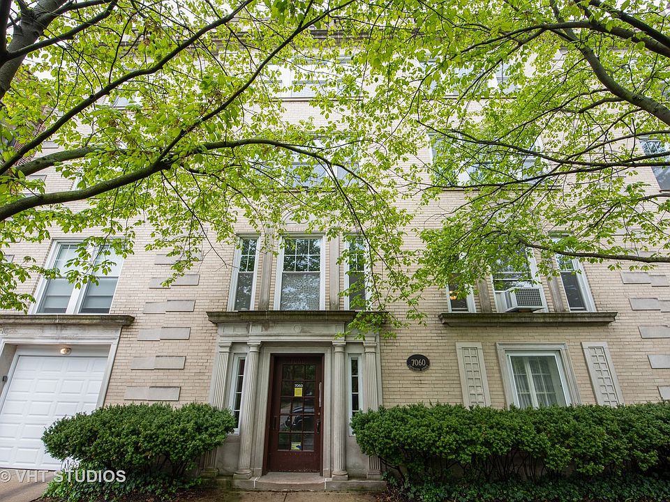 1st image of 7058 N Greenview Ave #1N