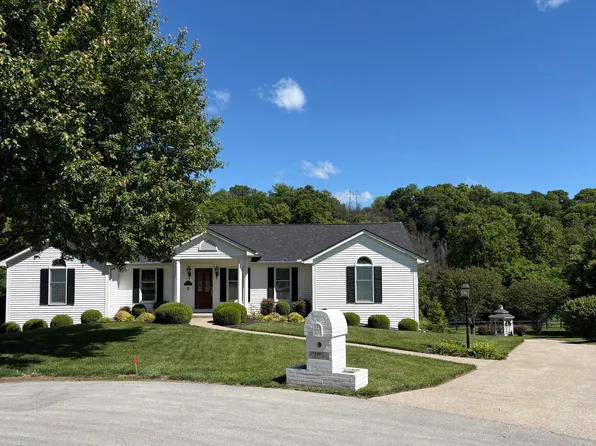 104 Bradburn Ct, Frankfort, KY 40601