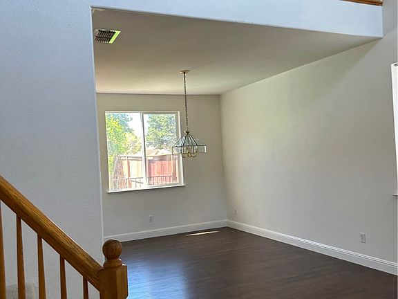3rd image of 2536 Whiting Ct