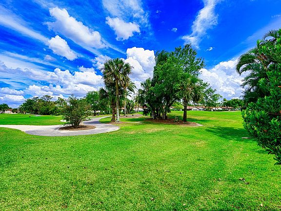 5th image of 1618 Forest Lakes Blvd