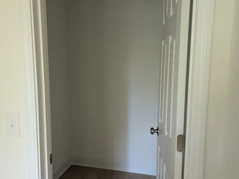 631 N Jones Ave — Photo 12