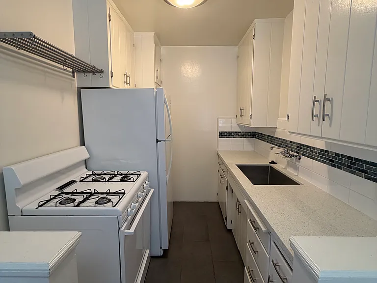 4250 Sawtelle Blvd #B — Photo 6