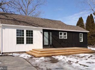 207 Ashland Ave, Egg Harbor Township, NJ 08234