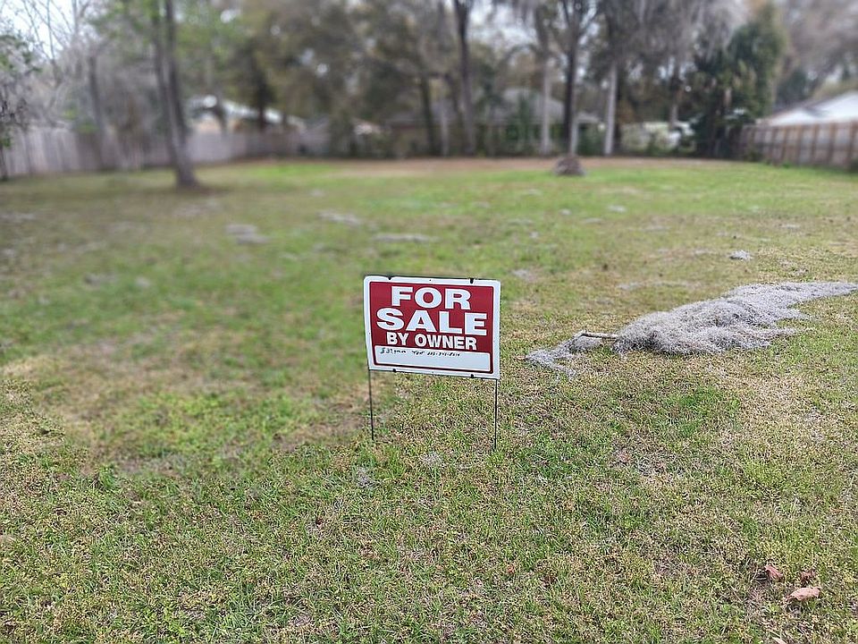 2nd image of 0 SE 126th St