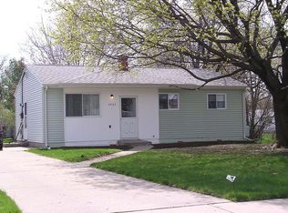 3527 W Holmes Rd, Lansing, MI 48911
