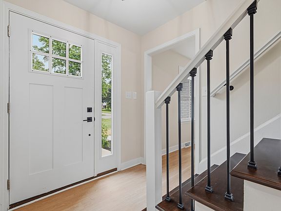 3rd image of 7340 Cape Cod Cir