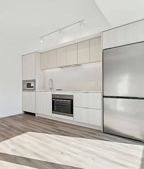 1 Jarvis St #401 — Photo 10