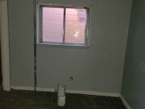 5th image of 4805 Alandale Dr