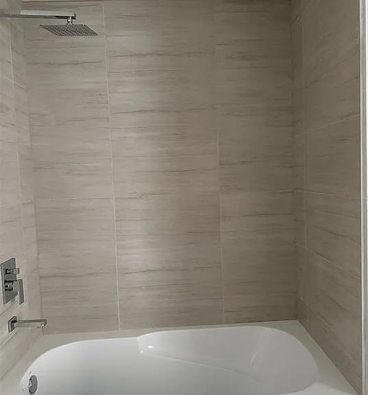 NE Pga Boulevar — Photo 13
