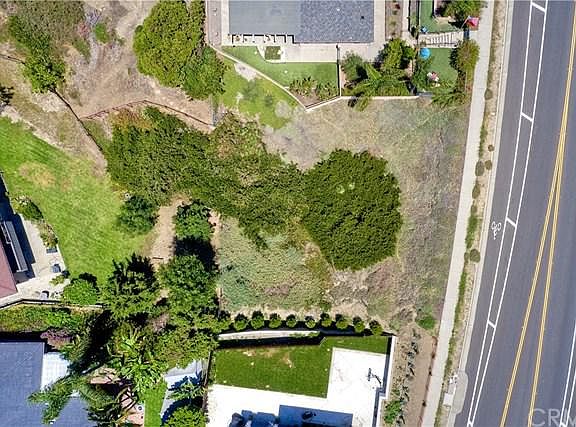 2nd image of 2390 Avenida Del Presidente