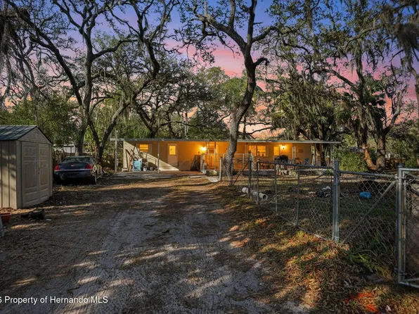 9329 Ottawa St, New Pt Richey, FL 34654