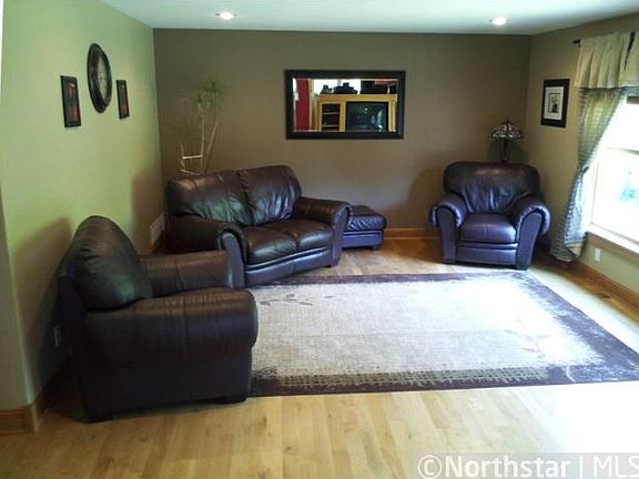 5th image of 1427 Evergreen Dr