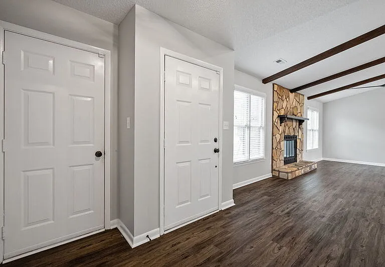 1028 Kinsey Dr SE — Photo 5