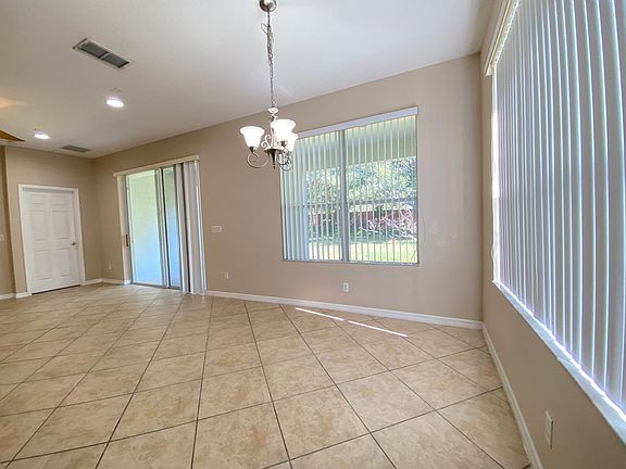 5th image of 9444 Edenshire Cir