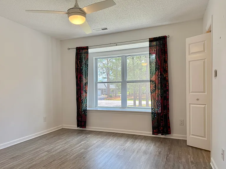 7162 Windward Dr — Photo 31