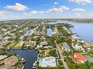 2170 Marina DR, NAPLES, FL 34102